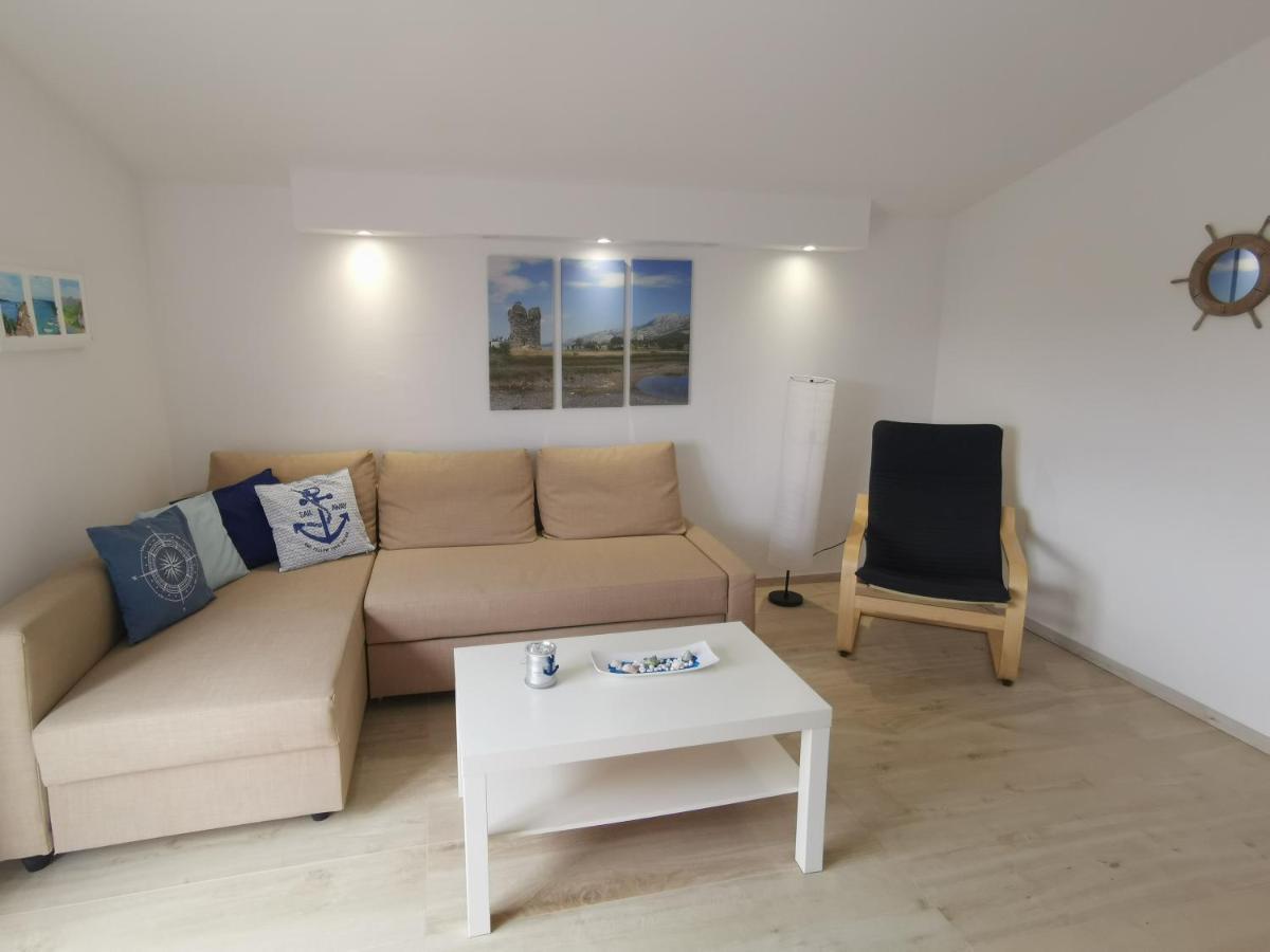 Old Town Paklenica Apartment Стариград-Пакленица Екстериор снимка