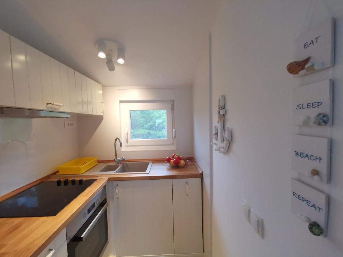 Old Town Paklenica Apartment Стариград-Пакленица Екстериор снимка