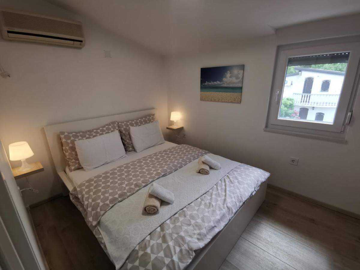 Old Town Paklenica Apartment Стариград-Пакленица Екстериор снимка