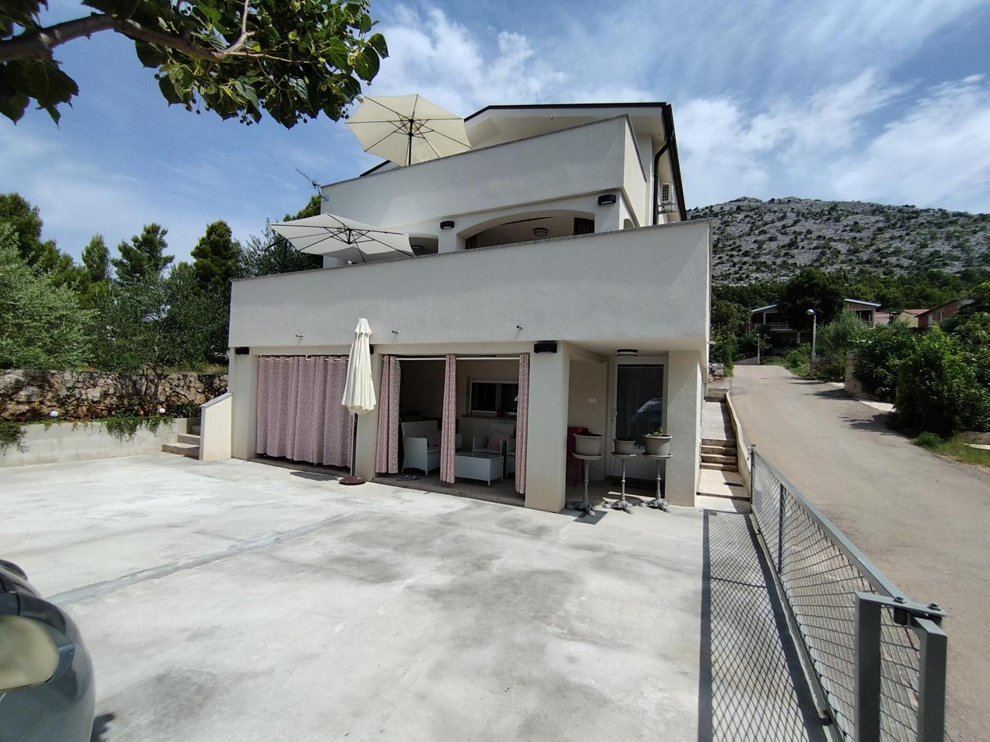 Old Town Paklenica Apartment Стариград-Пакленица Екстериор снимка
