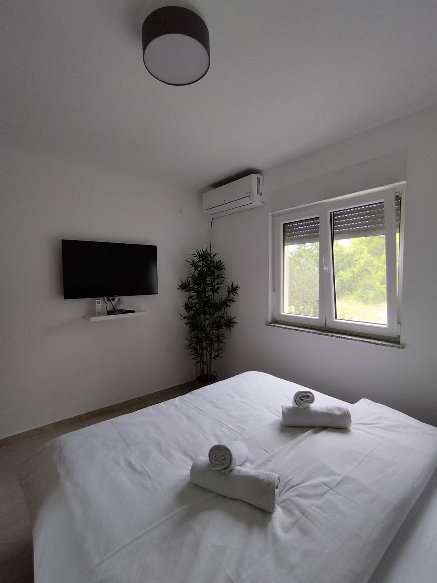 Old Town Paklenica Apartment Стариград-Пакленица Стая снимка
